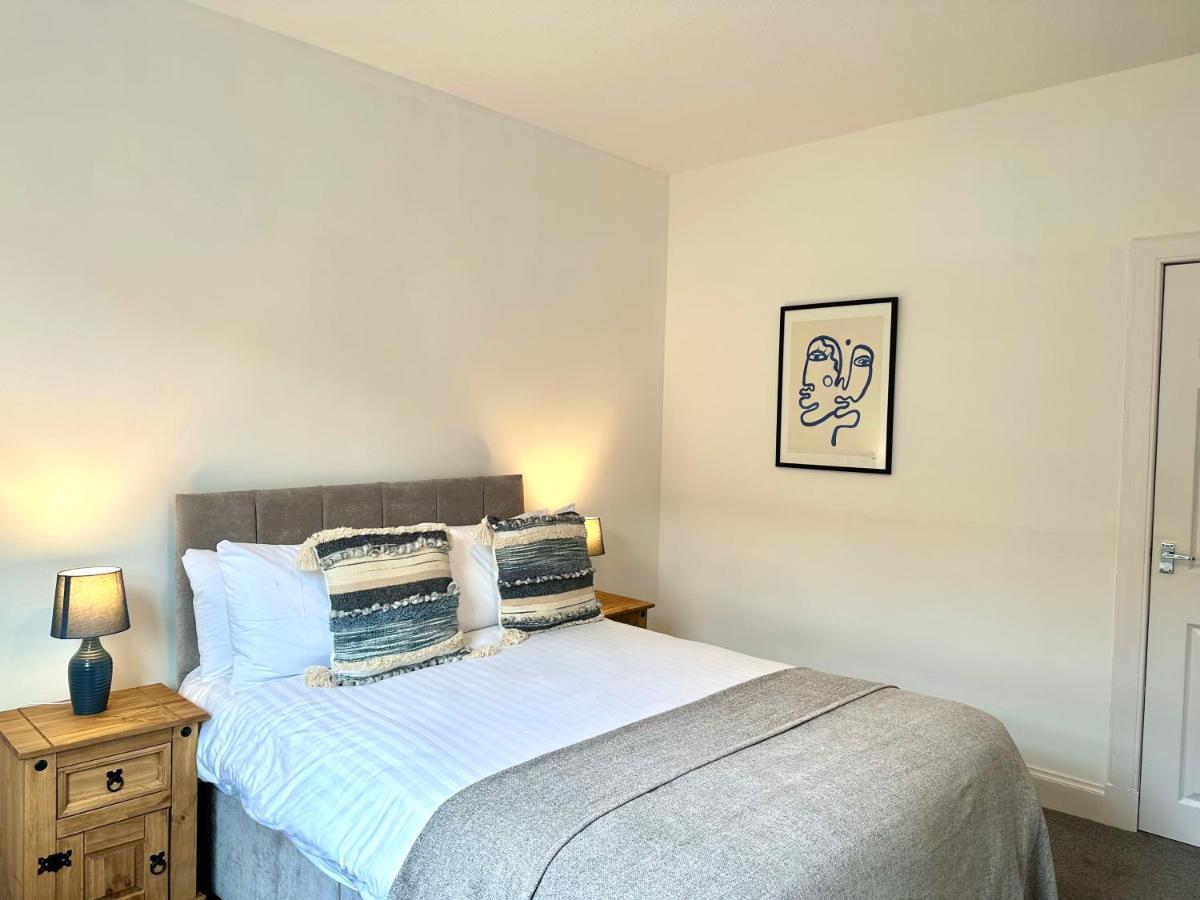 Stylish 3 Bedroom City Retreat เพิร์ท ภายนอก รูปภาพ